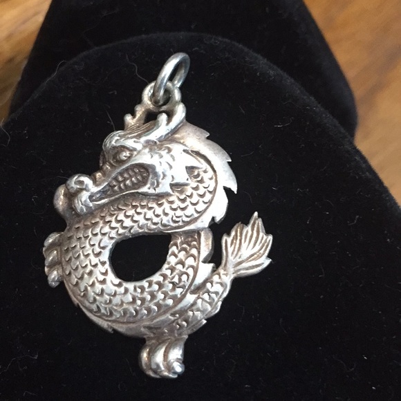 Silver dragon pendants - pick the one u want - Picture 2 of 3